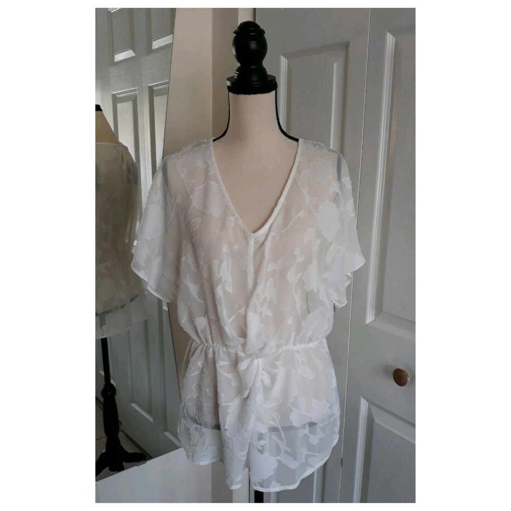 Marc New York White Sheer Floral Blouse Women's Size M Tie Waist V Neck Top - Picture 2 of 7